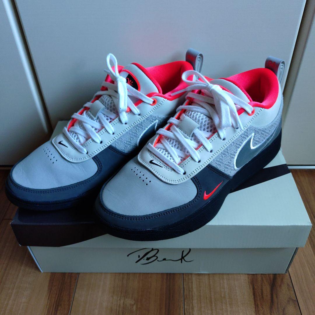 NIKE BOOK1 95 EP “solar red”