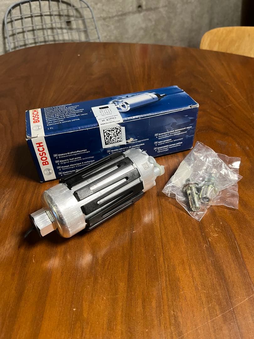 ポルシェ 燃料ポンプ フューエルポンプ bosch 未使用 0580464203