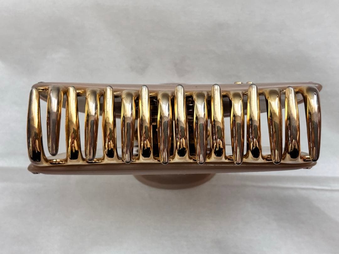 アッカ　ヘアクリップ　ティアラクイーン　ミディアム