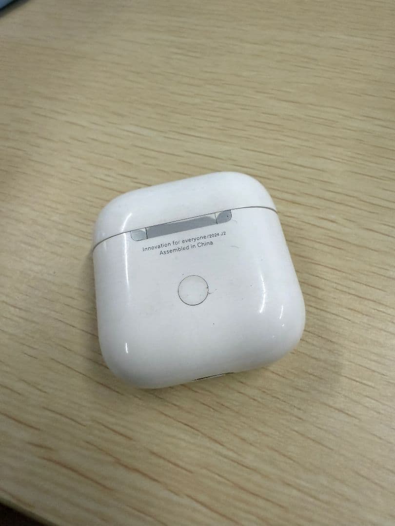 ワイヤレスイヤホン ホワイト