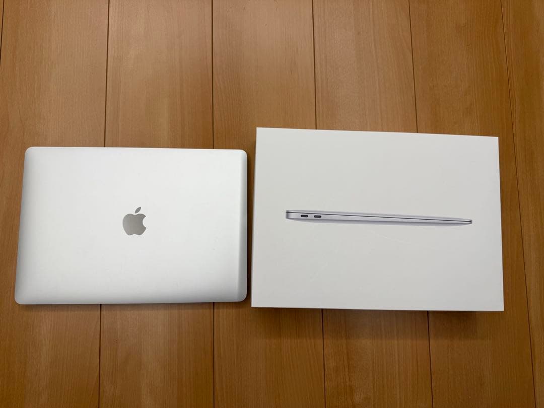 Apple MacBook Air M1 2020年モデル