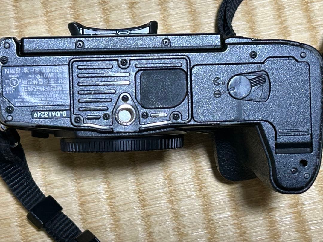 （中古）OLYMPUS E-M1 Mark III本体と付属品