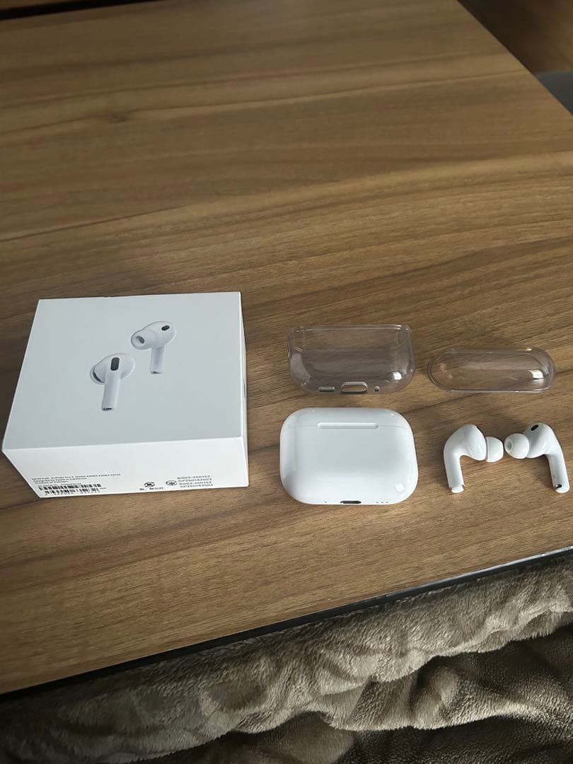 【美品】Apple AirPods Pro3 第3世代　日本製ケース付き