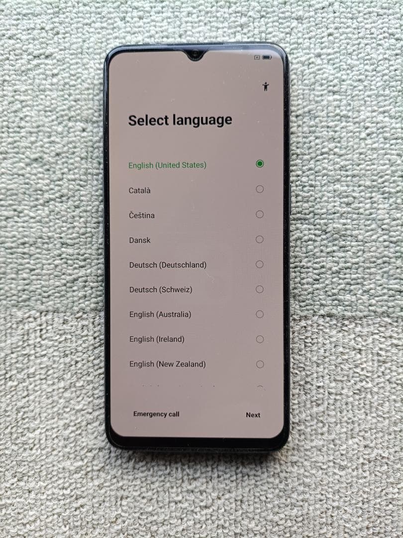 Oppo A73 ネービーブルー