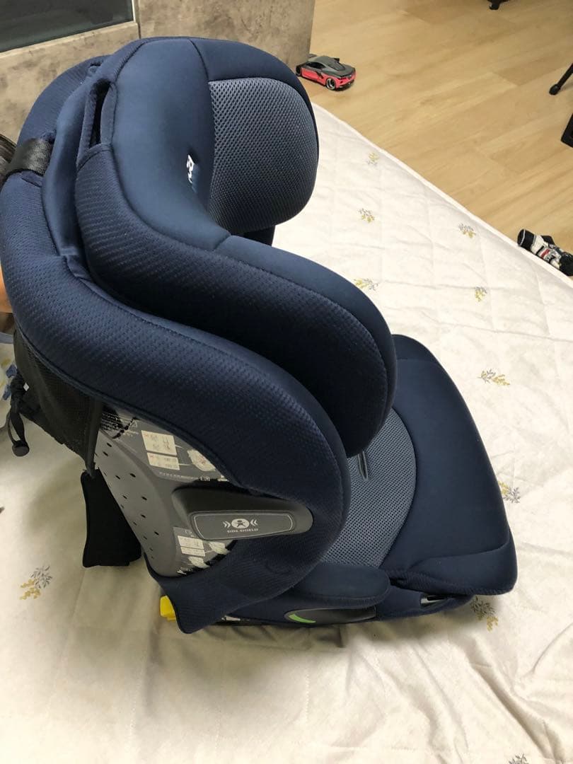 ISOFIX aprica アップリカ　リライド　ジュニアシート用