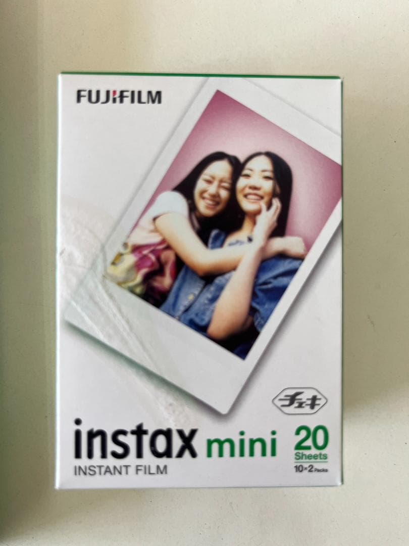 FUJIFILM instax mini チェキフィルム