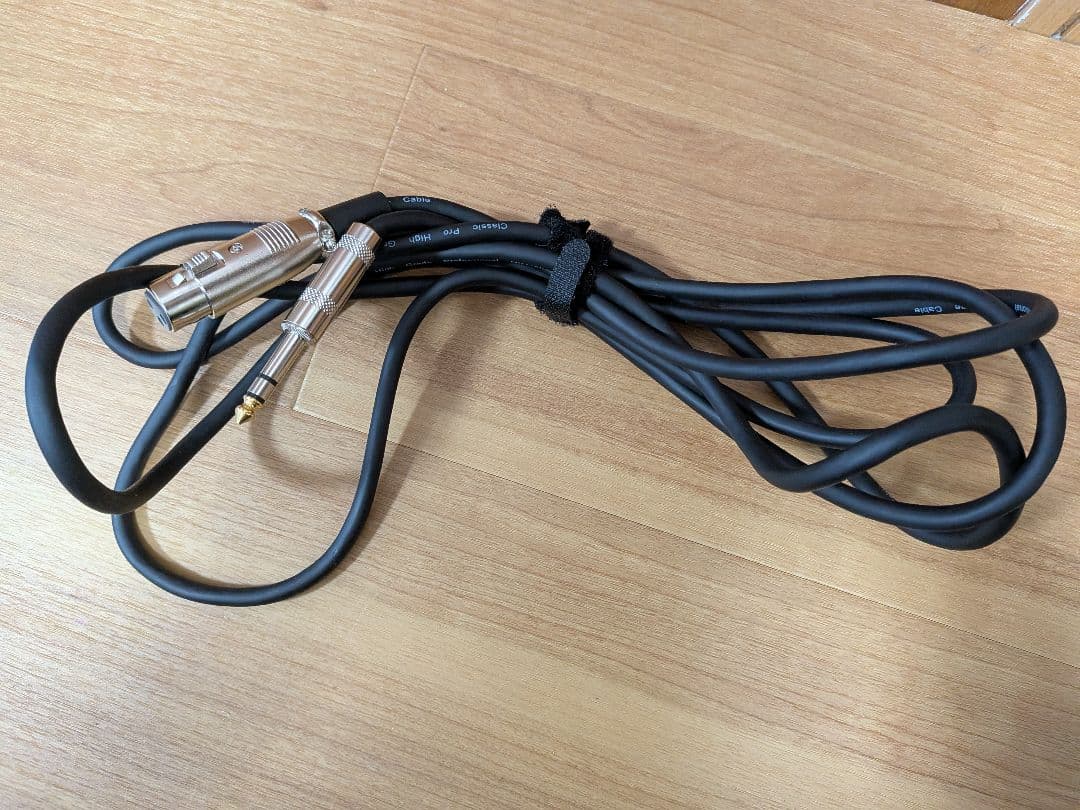 【未使用】SHURE SM57 ダイナミックマイク【①】