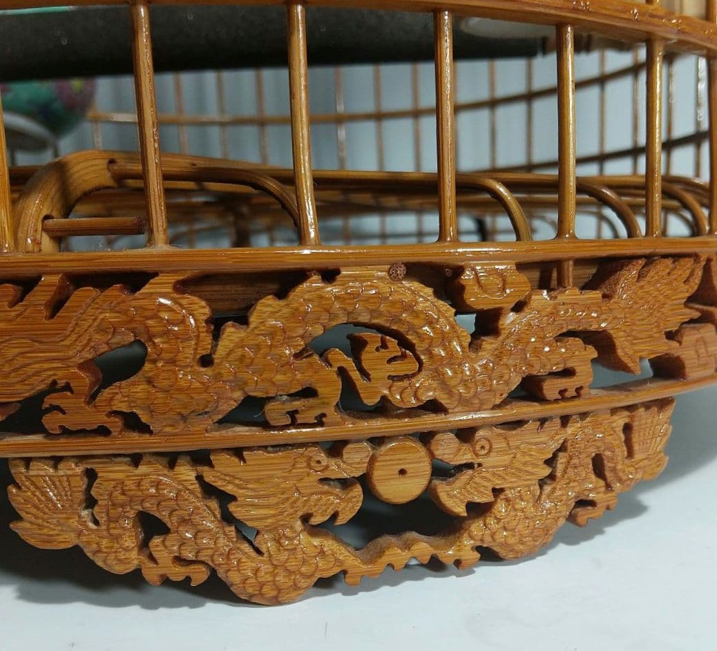 竹製 鳥籠 龍(ドラゴン)の透かし彫 38頭