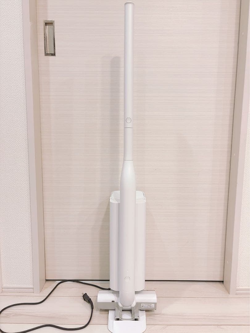 パナソニック コードレス掃除機 充電式掃除機 MC-NS10K 2023年製