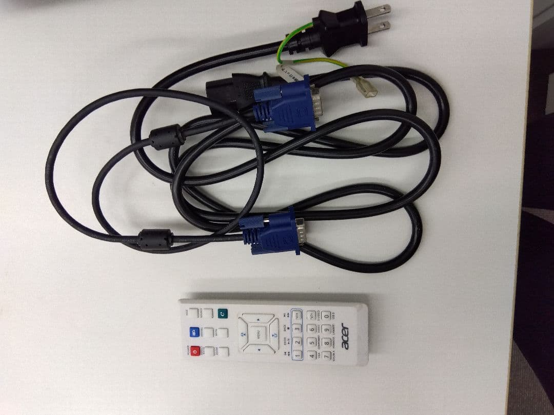 acer H6510BD DLPプロジェクター 本体