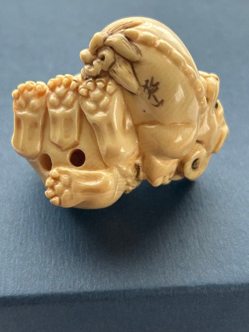 ✨【根付け】　狛犬　骨董　時代物 　⭐️古美術