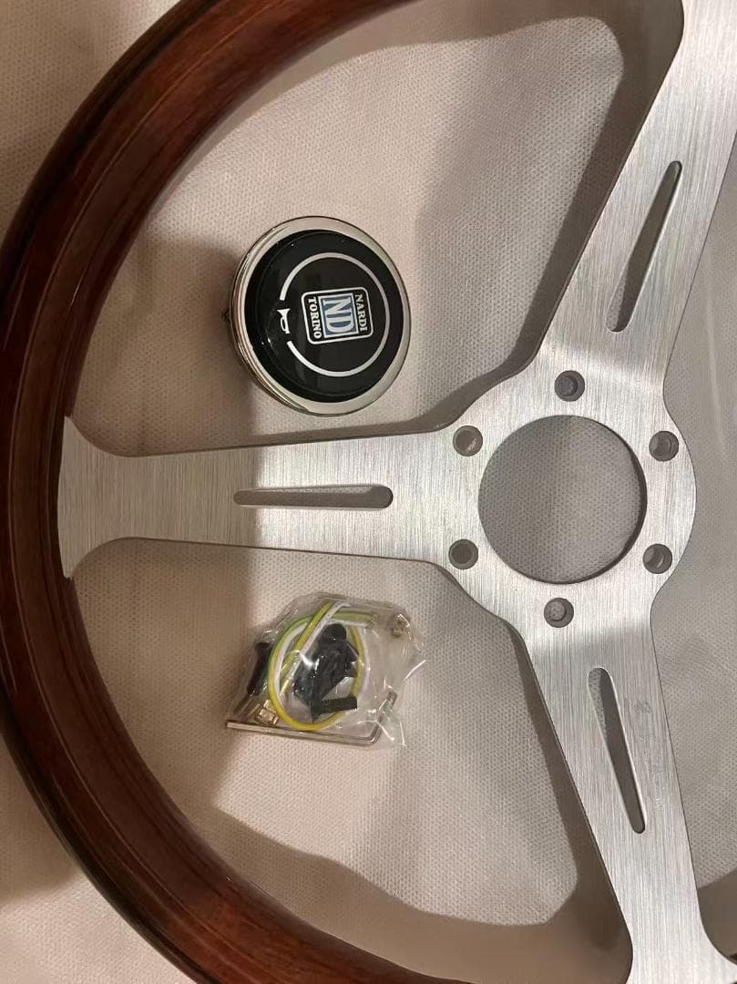 NARDI　ステアリング ウッド調/黒色線　350mm シルバー