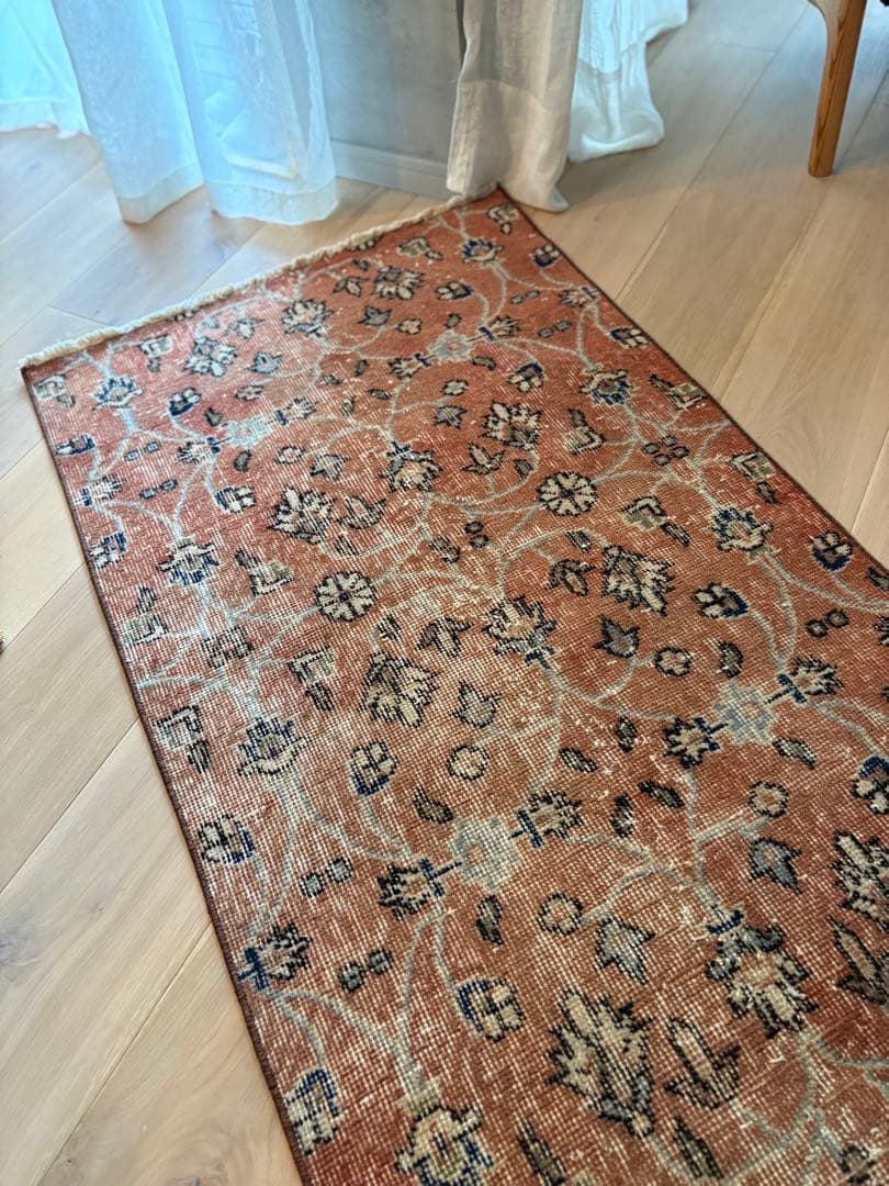 ヴィンテージラグ　サークルフラワー　テラコッタ　トルコ　アナトリア　ビンテージ