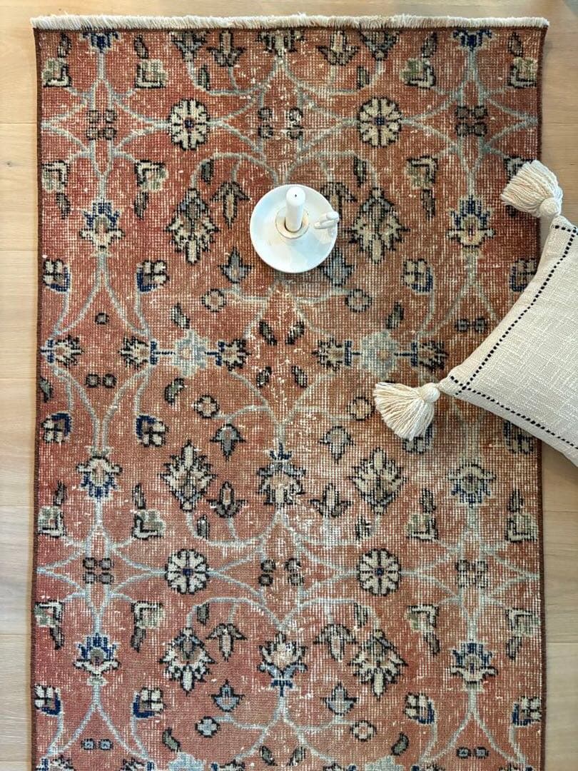 ヴィンテージラグ　サークルフラワー　テラコッタ　トルコ　アナトリア　ビンテージ