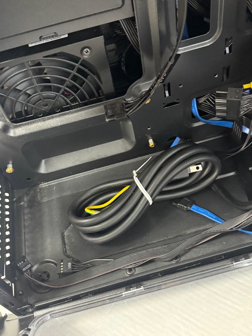 ベアボンAntec M-DISC対応PCケース　DVD 750W 電源