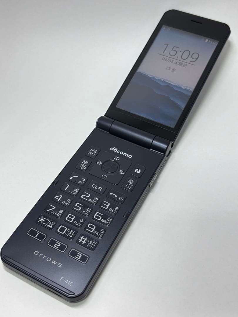 ★arrows ケータイ ベーシック F-41C ネイビー #26012801