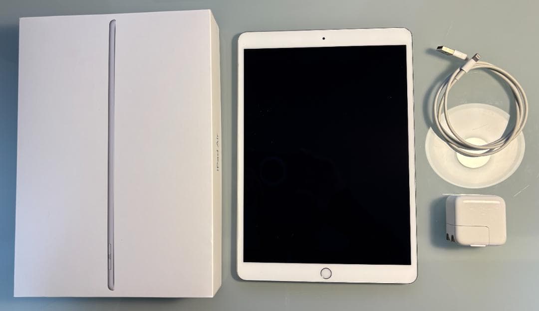 【まる】iPad Air 第3世代 Wi-fiタイプ 64GB シルバー