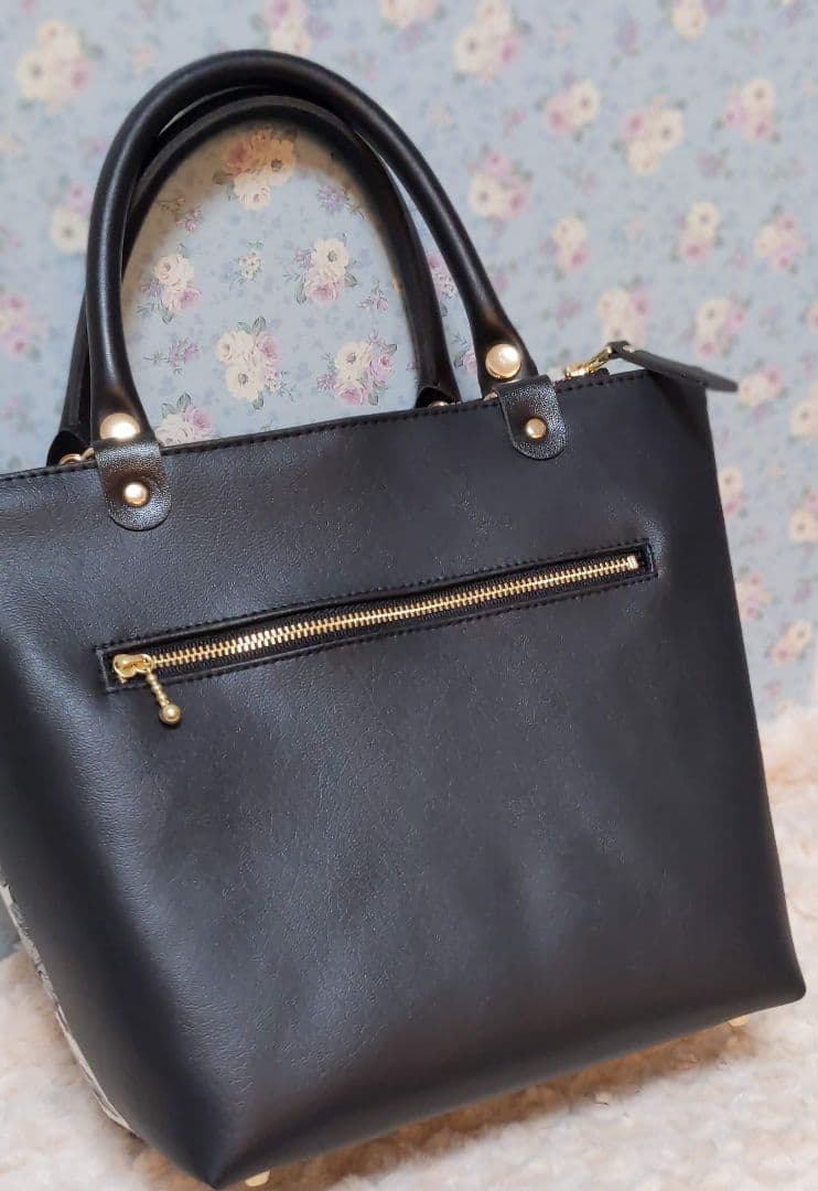 顕*様 リバティ　フラップファスナートート　カーライン　グレー