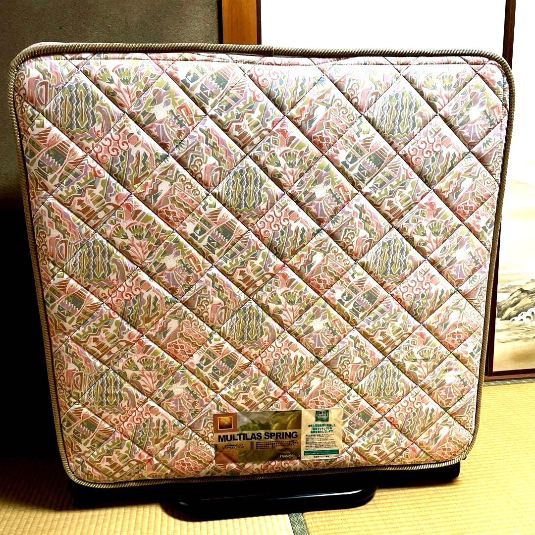 美品☆フランスベッド　折りたたみベッド　山折り　S-パンテオンN-71B