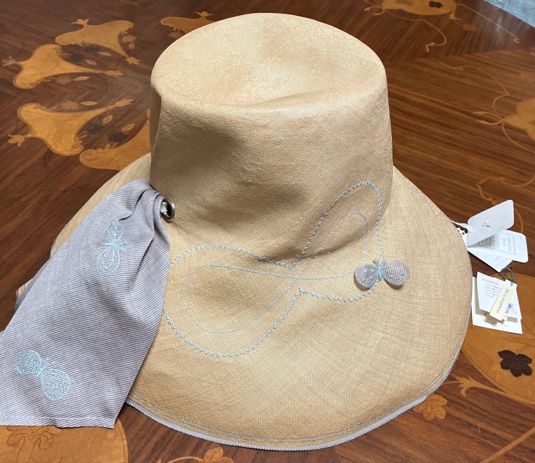 未使用品 希少minaperhonen ハットchoucho刺繍