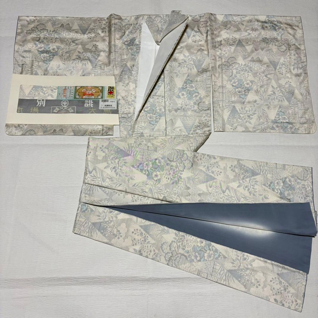 桜咲　本場大島紬　白大島　正絹　庭園情景　証紙有り　新品　極美品