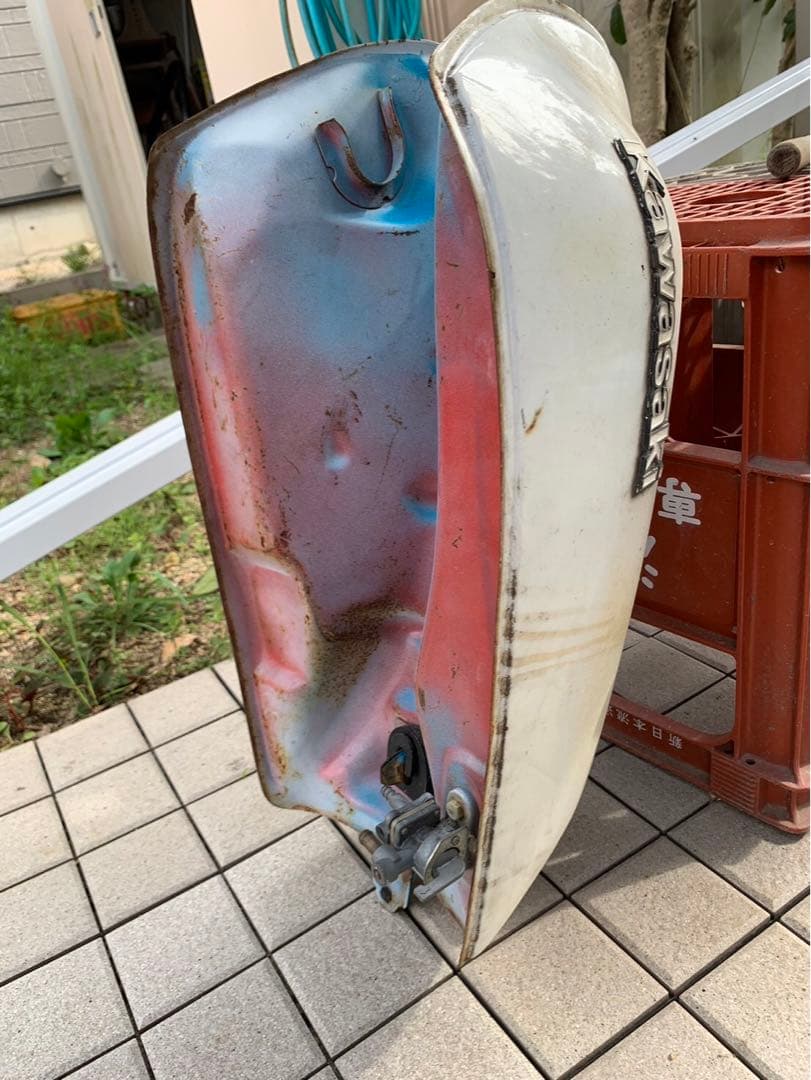 400FXガソリンタンク