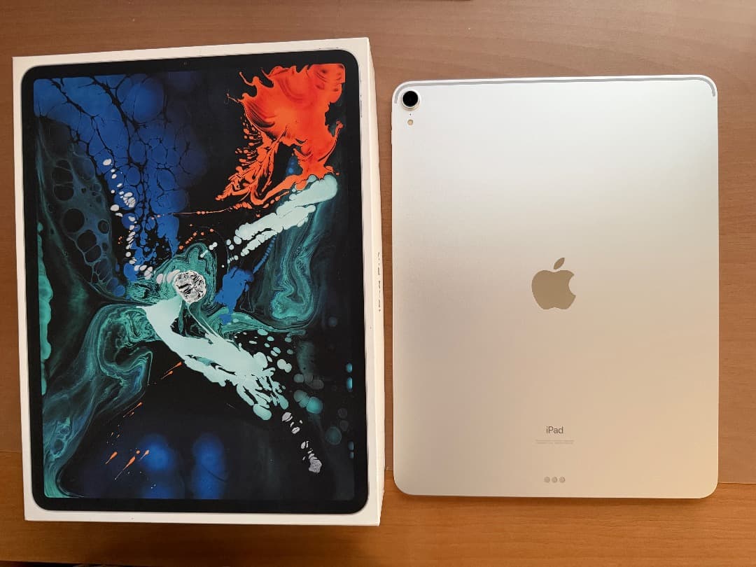 Apple iPad Pro 12.9 (第３世代）256GB　画面焼けあり