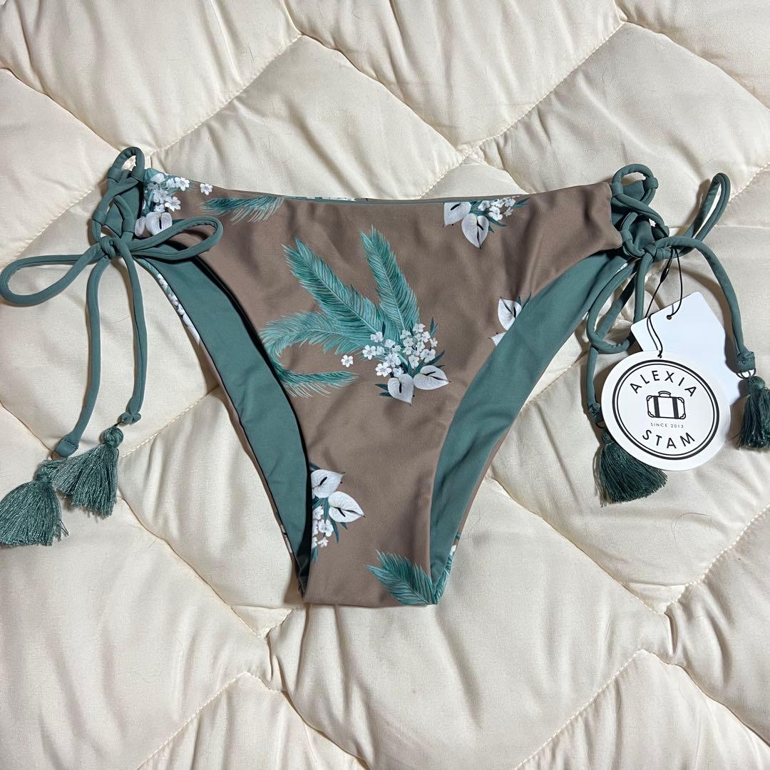 水着・ラッシュガード m.