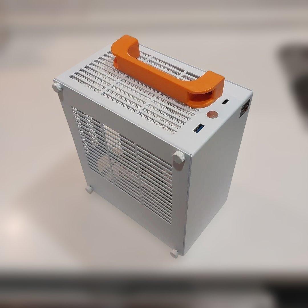 ITXケース SGPC K39 ライザーケーブル付