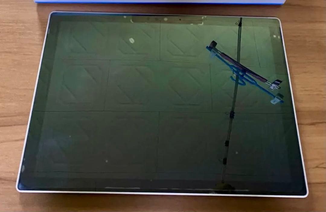 【ジャンク・美品】Surface Pro 第5世代 128GB（箱・充電器付）