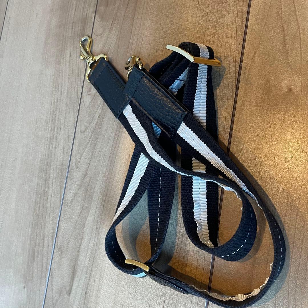 極美品　アタオ　エルヴィ　ハンドバッグ　ショルダーバッグ　デニム