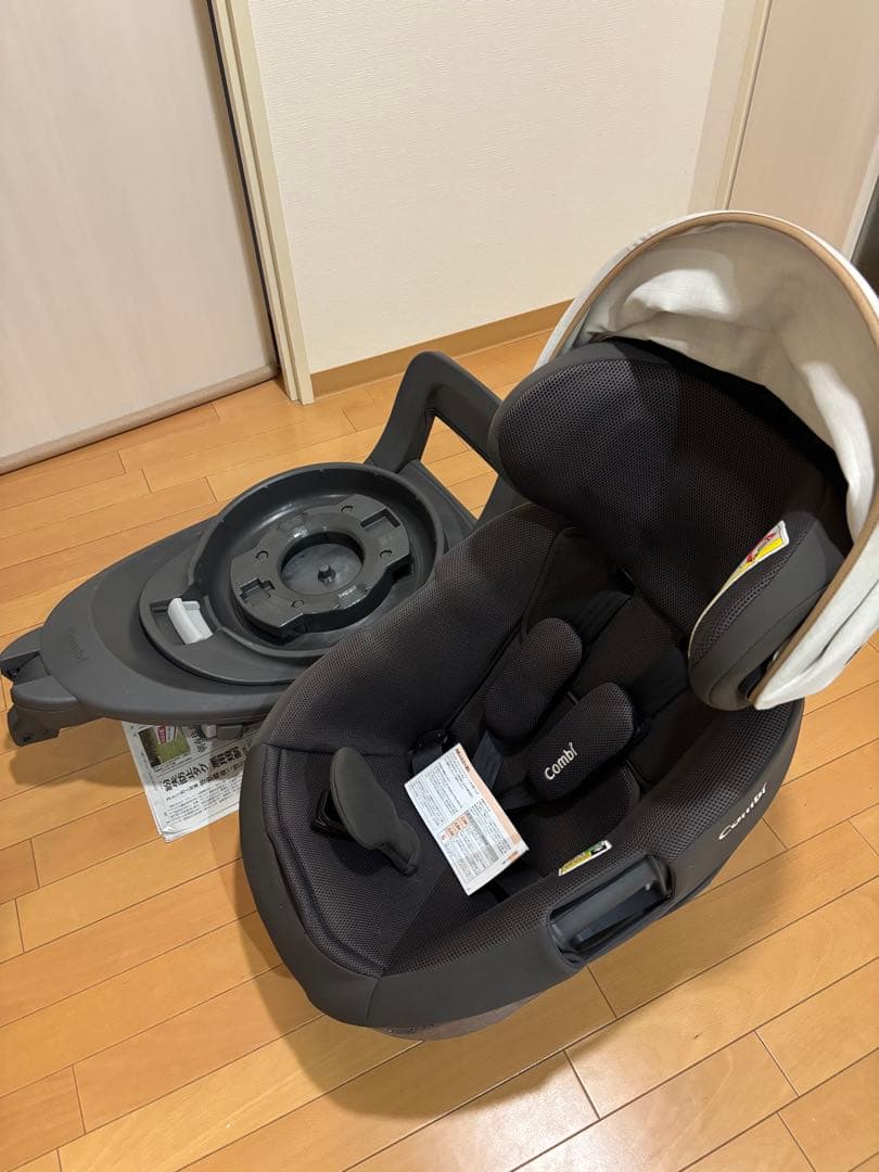Combi 回転式チャイルドシートthe S Air ISOFIX