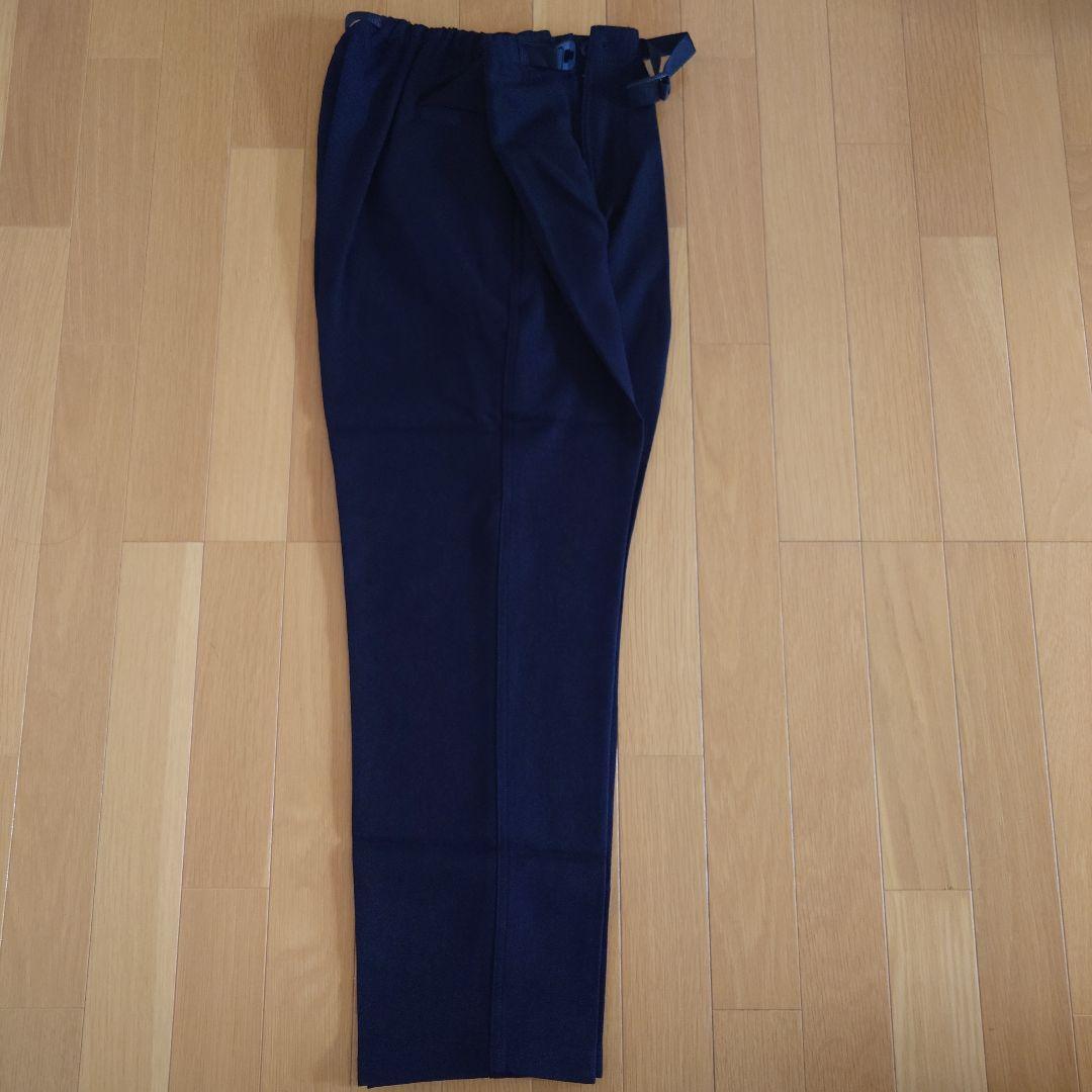 Begin別注 超キレイに穿けるテーパードスラックス ウールタッチ　ブラック　M