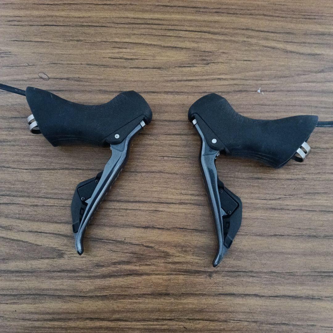 ULTEGRA R8070 Di2 11S 油圧ディスク　コンポ