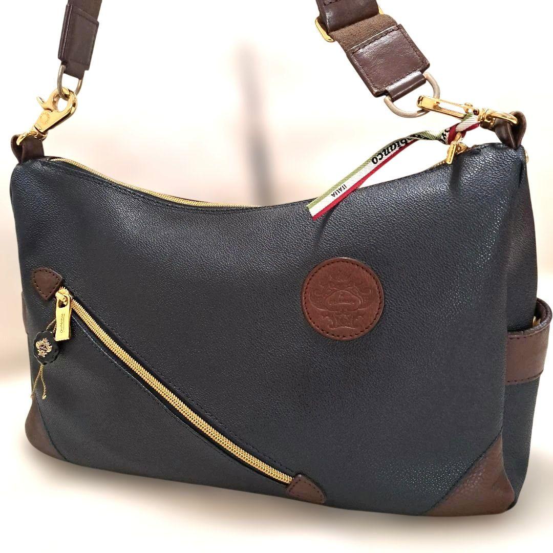 【美品】オロビアンコ レザーショルダーバッグ 革ロゴタグ&ゴールド金具 ネイビー