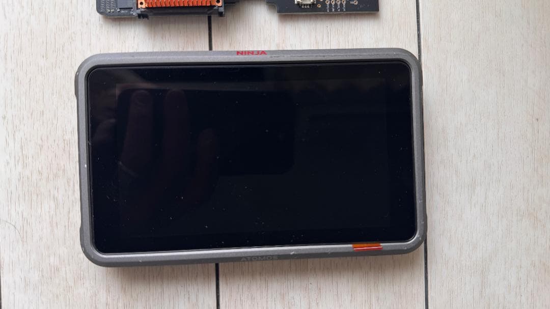 Ninja V+ 5インチディスプレイ マザーボード