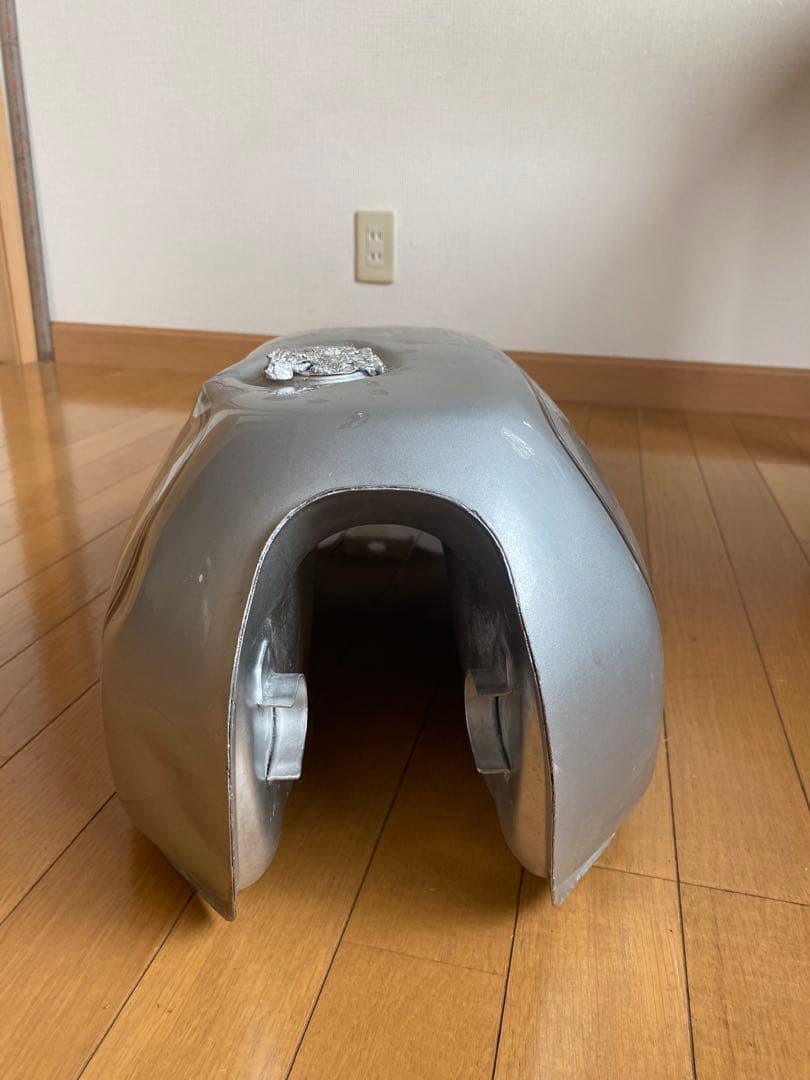 HONDA シルバータンク 翼のロゴ付き GB250