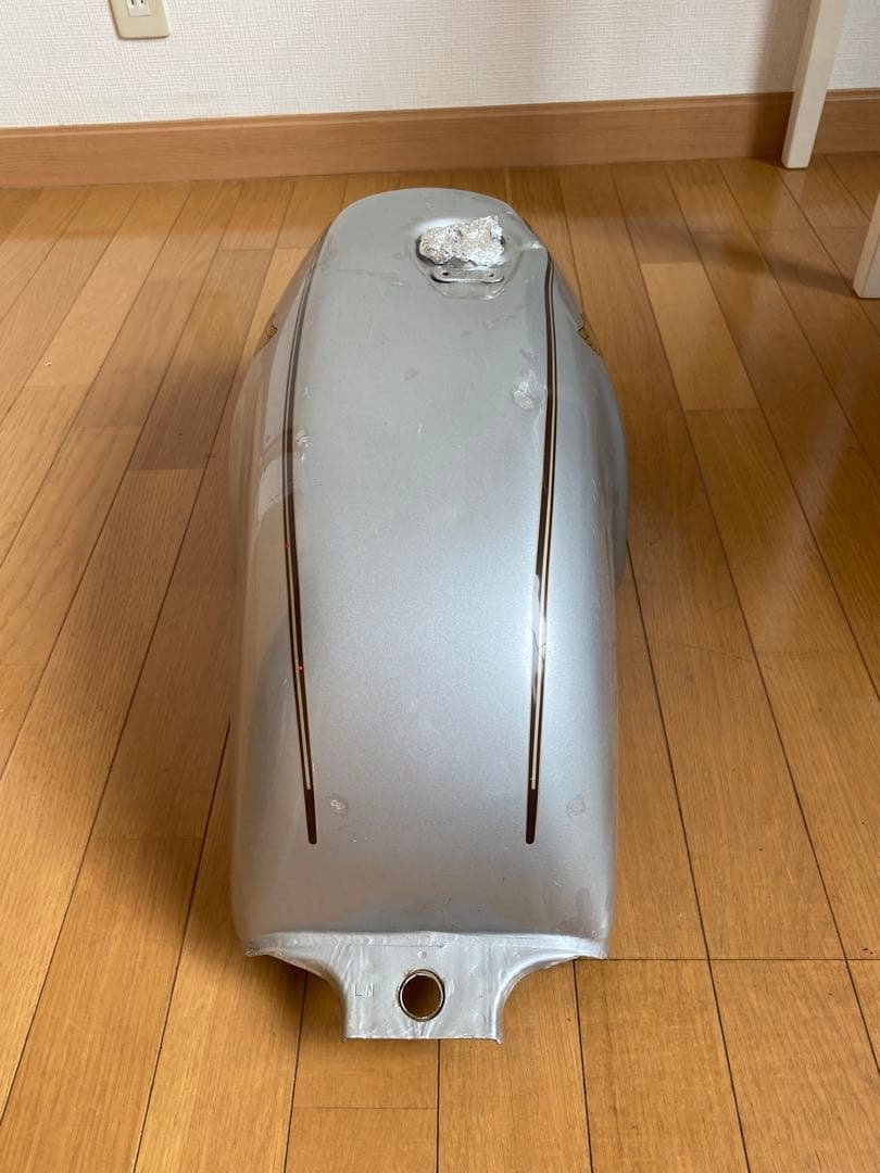 HONDA シルバータンク 翼のロゴ付き GB250