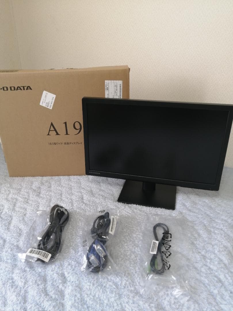 IO-DATA 18.5インチ モニター LCD-AH191EDB ほぼ新品