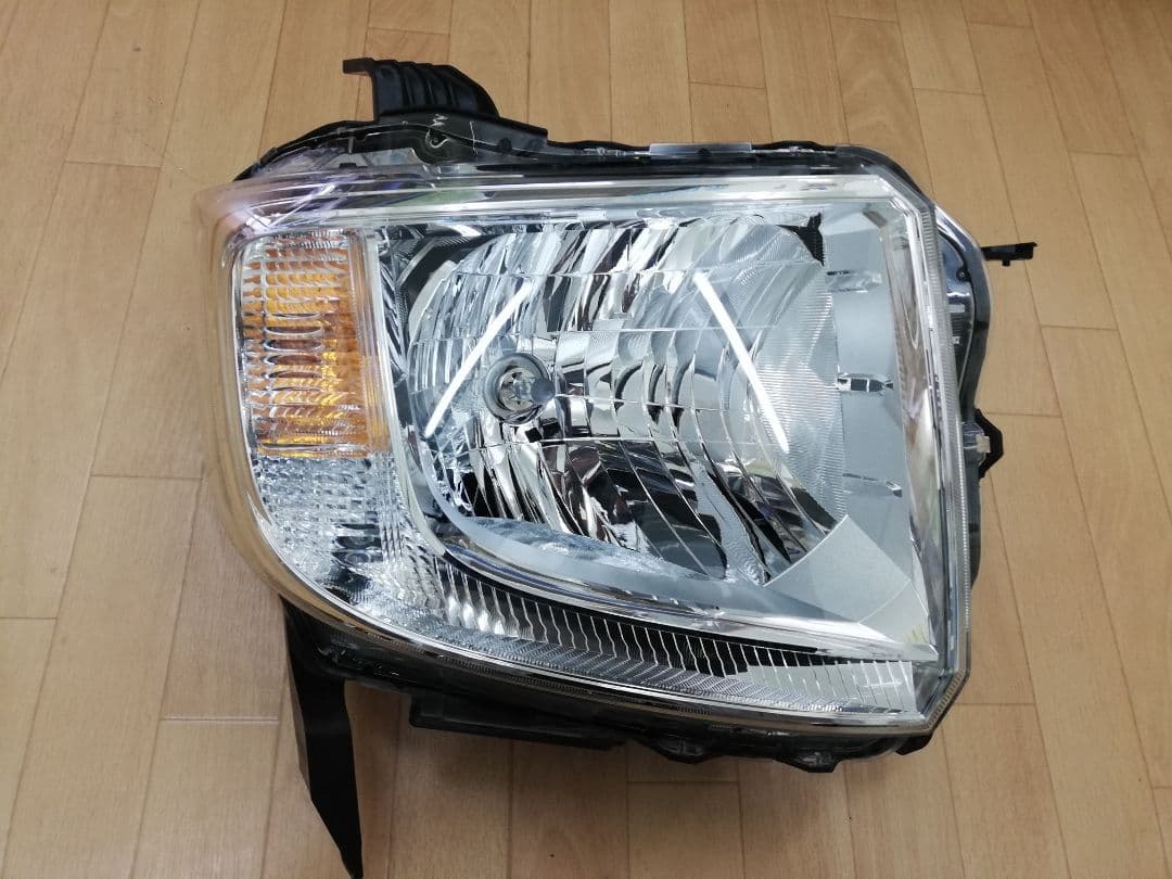 ホンダN-VAN 左右ヘッドライト JJ1 JJ2