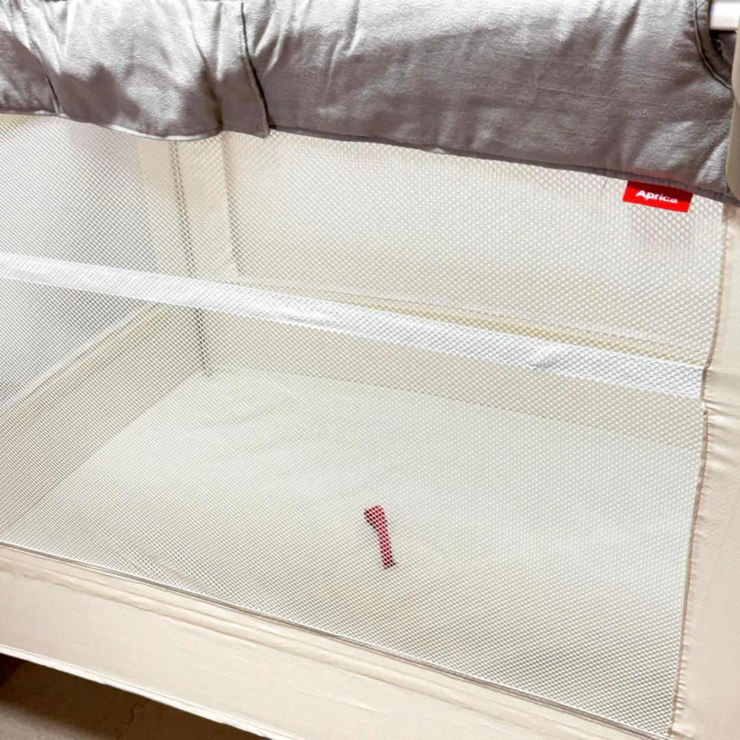 【美品・付属品完備】アップリカ ココネルエアープラス　ホワイトベージュ