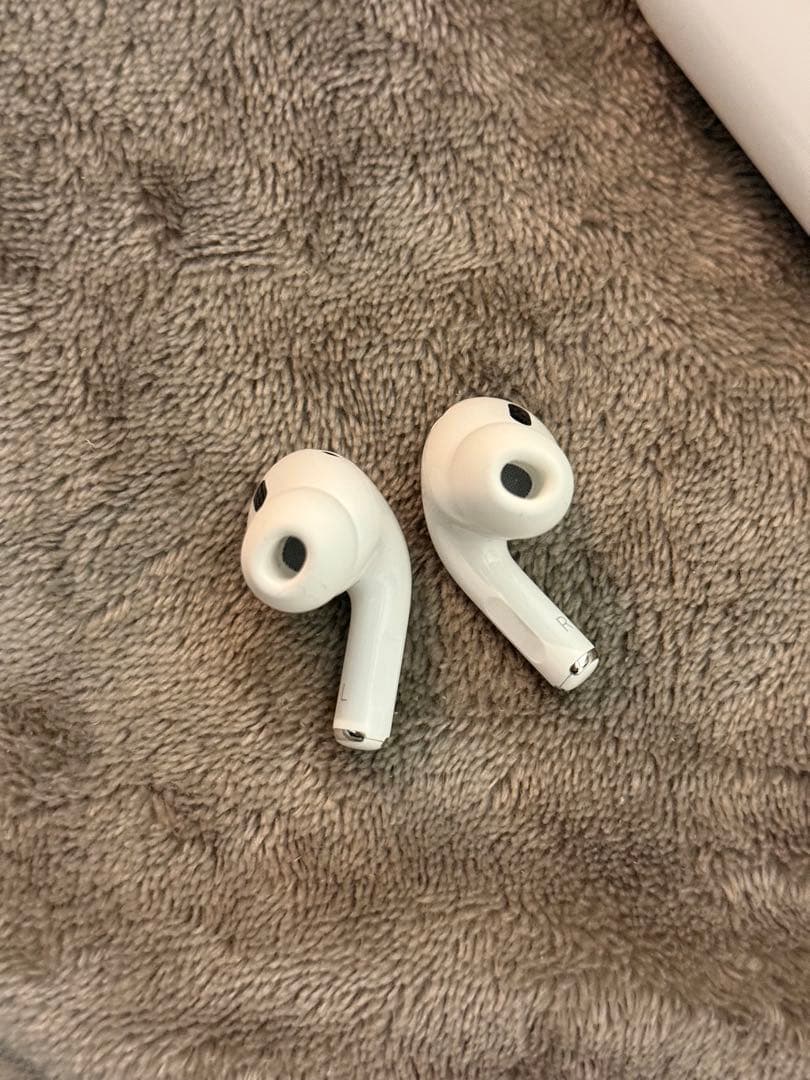 性*説様 AirPodsPro 第2世代（USB-C）美品/本体交換済Apple