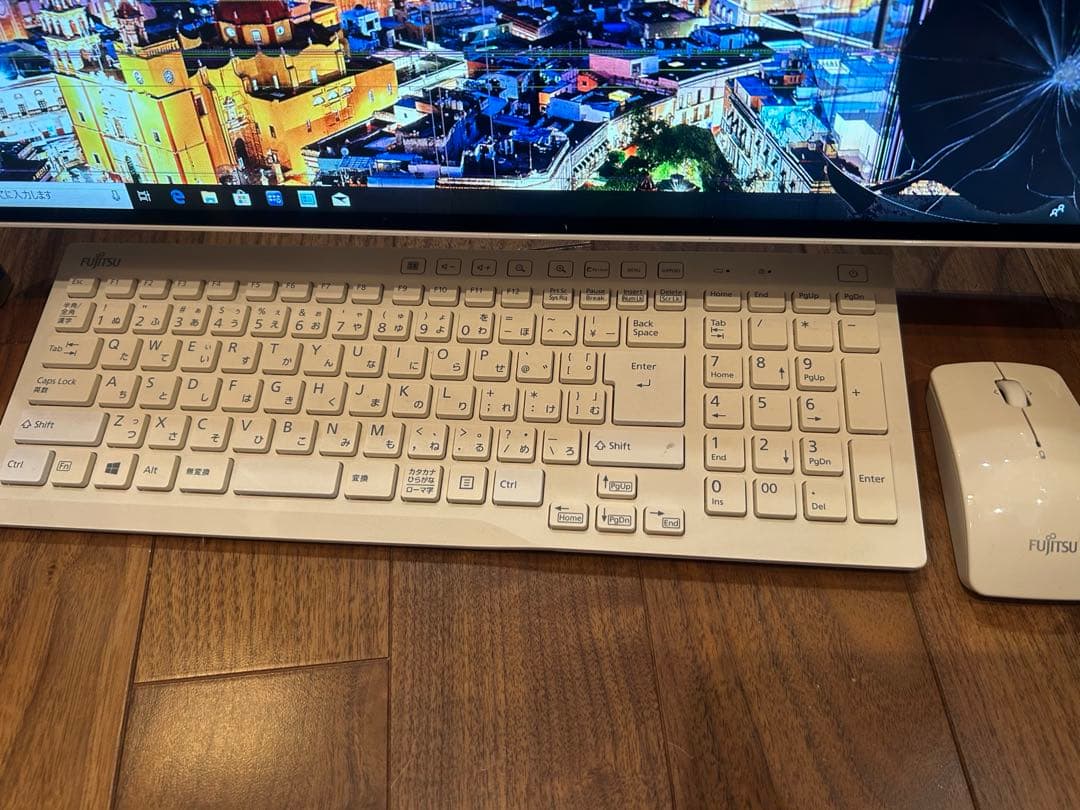 富士通ESPRISM FMVF52B1W