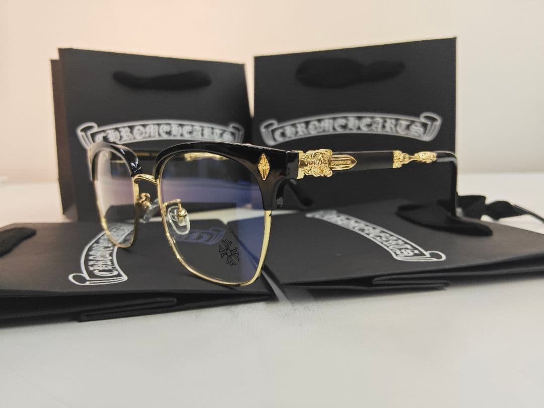 伊達メガネ　黒縁　ハーフゴールド　クロス　ダガー　Y2K　クロムハーツ好き