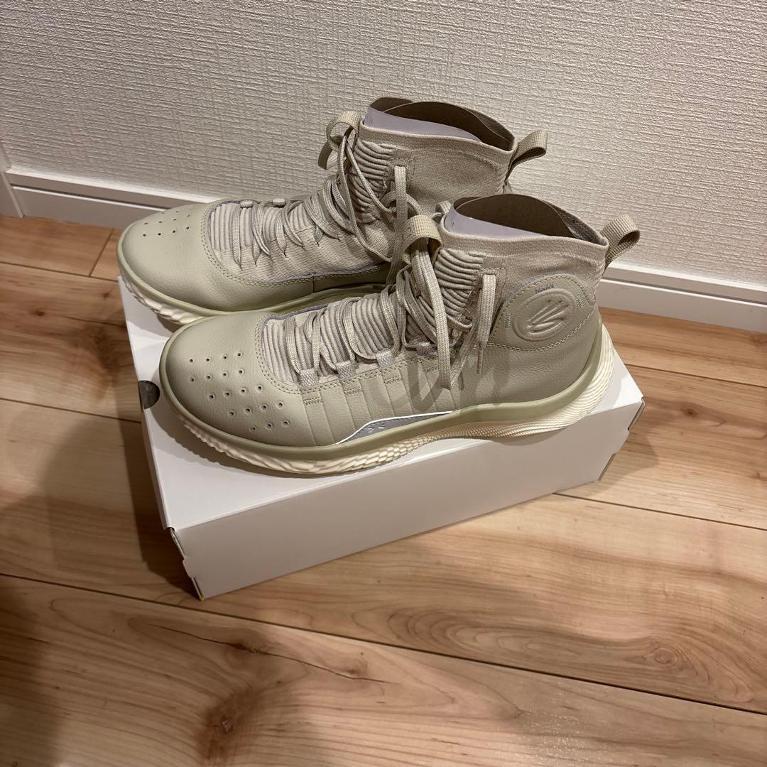 カリー　フロトロ 4 28センチ