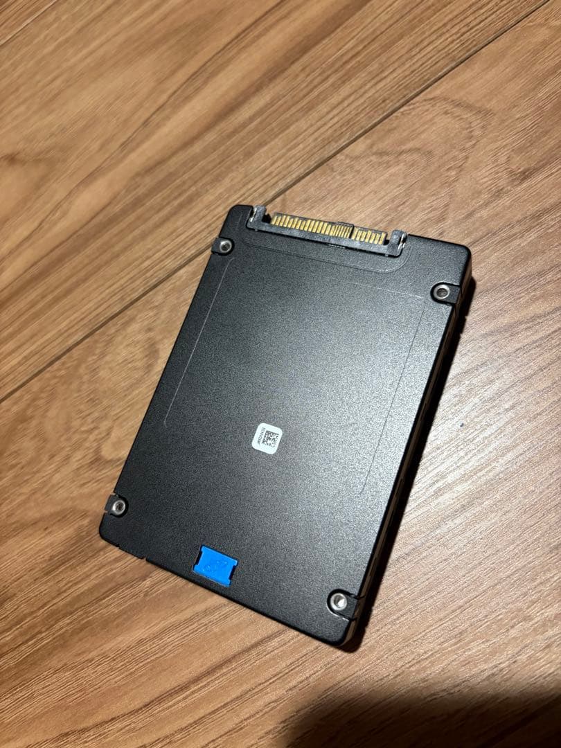 内蔵型SSD Micron 7500 Max - SSD - 3.2 Tb U.3 Pcie