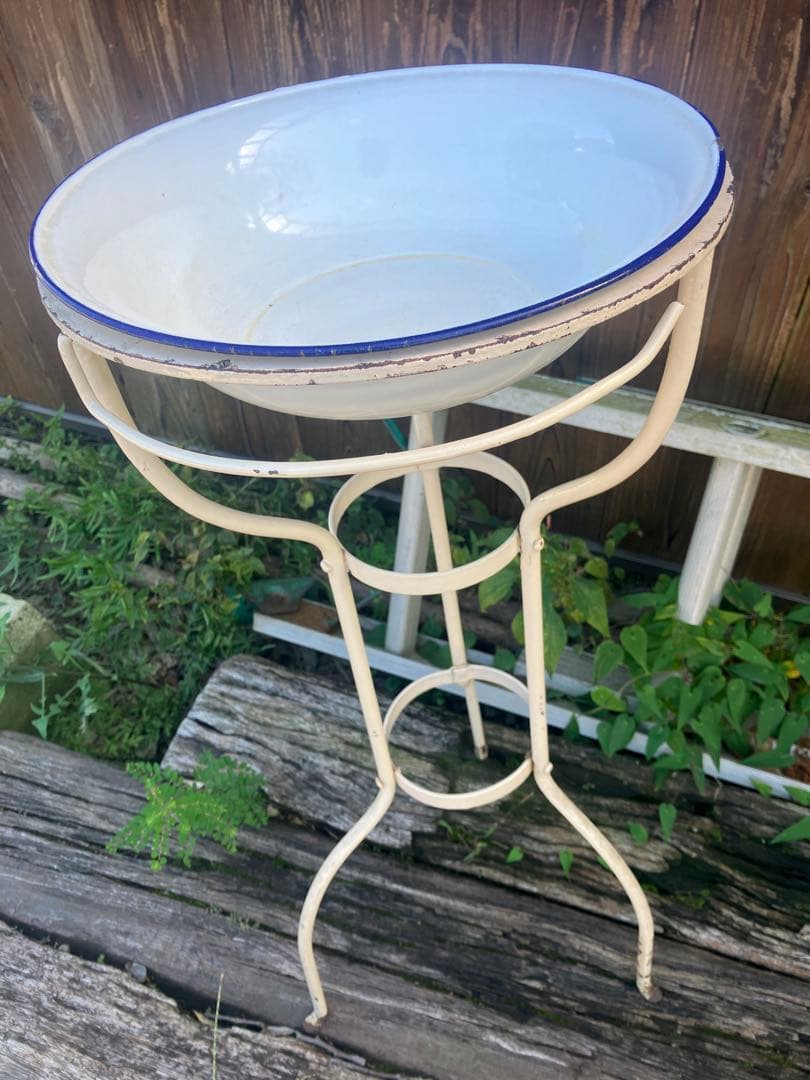 ホーロー洗面器スタンド　昭和レトロ