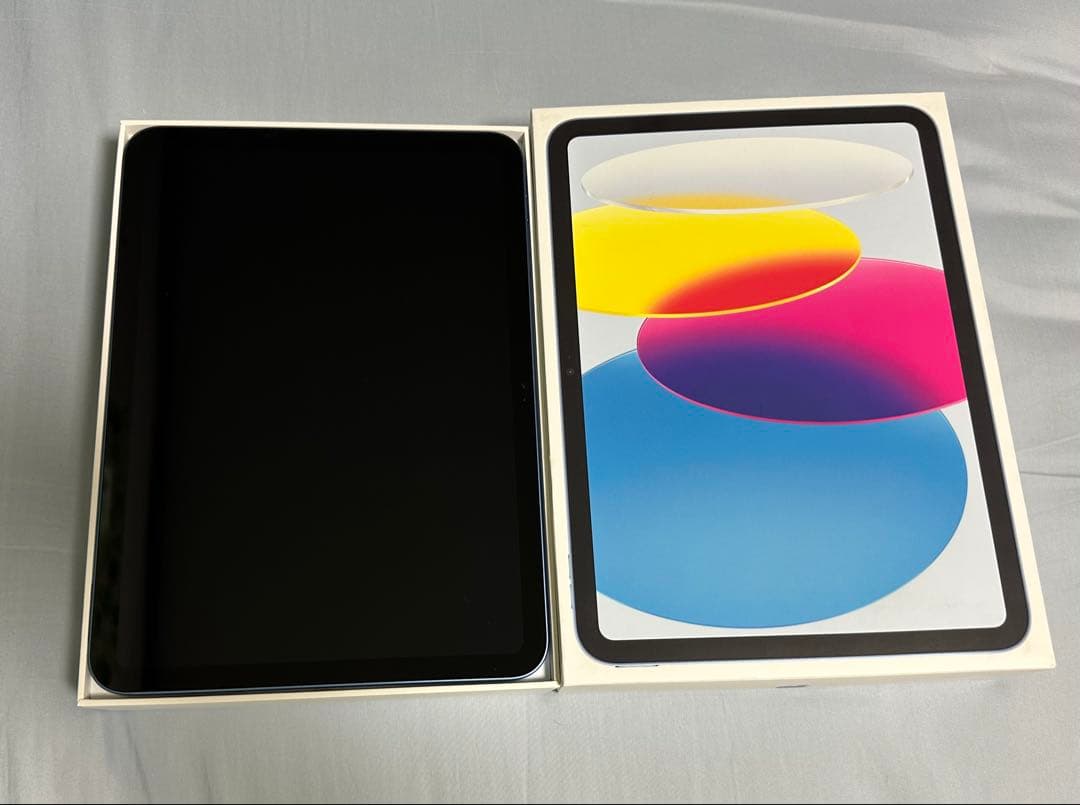 専用出品　Apple Pad本体　第10世代　64GB ブルー　箱付き
