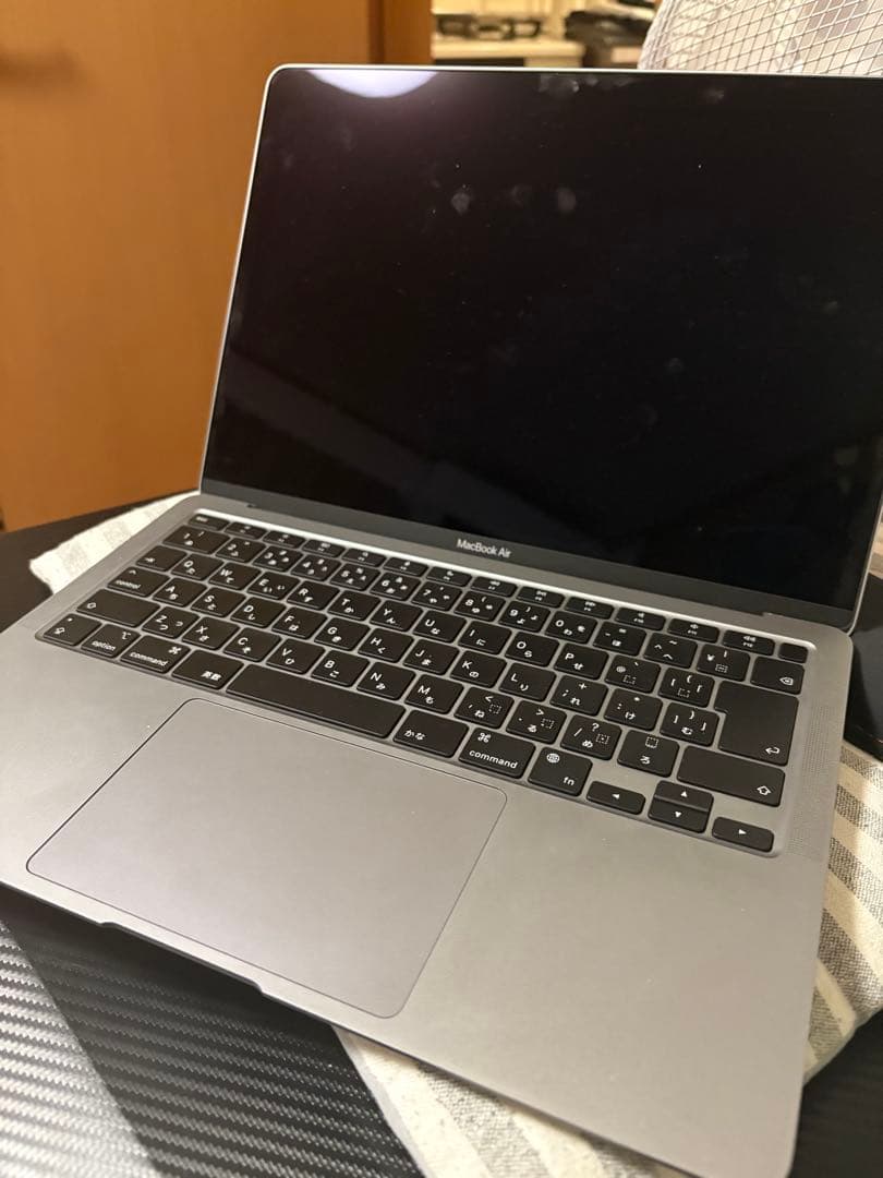 MacBook Air 13インチ シルバー Late 2020 256GB