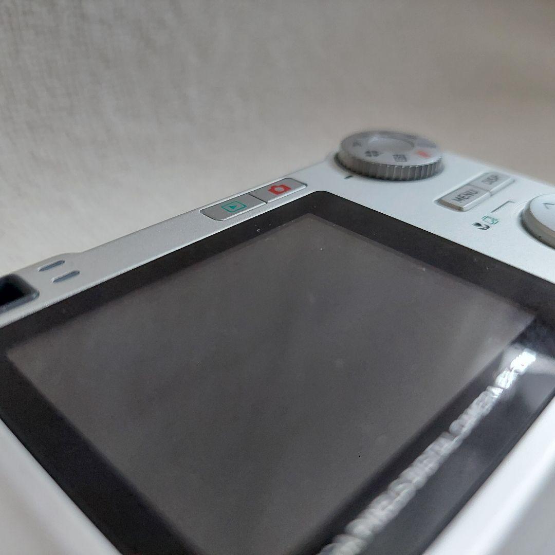 CASIO コンパクトデジタルカメラ EXILIM EX-Z110 シルバー